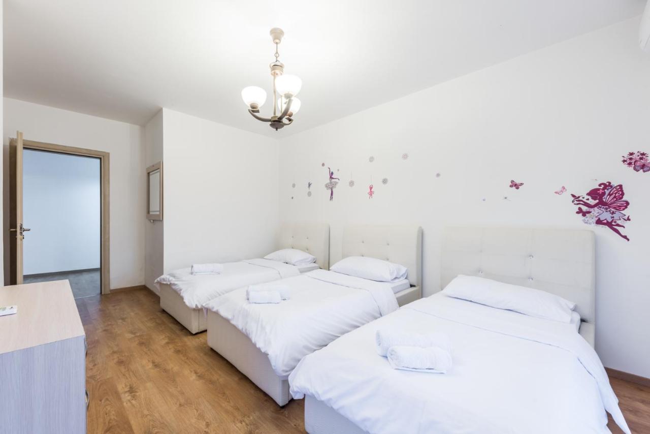 Blue Heaven -Full Sea View Brand New Apartment ドゥラス エクステリア 写真