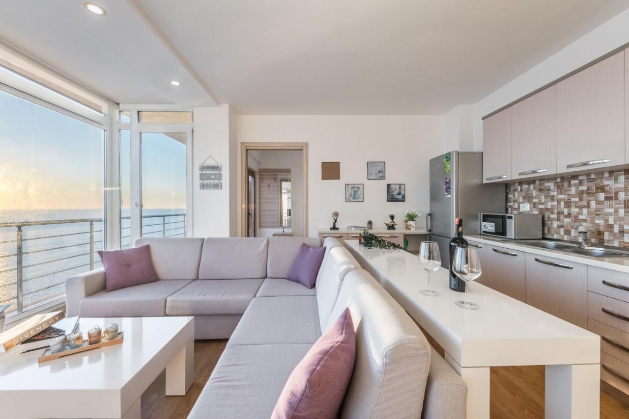 Blue Heaven -Full Sea View Brand New Apartment ドゥラス エクステリア 写真